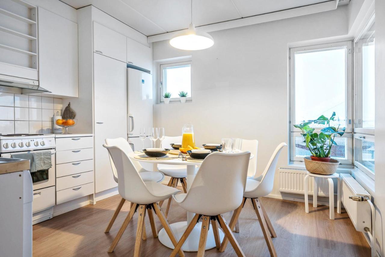 Apartment Sleepwell Sukkula With Private Sauna And Parking Турку Экстерьер фото